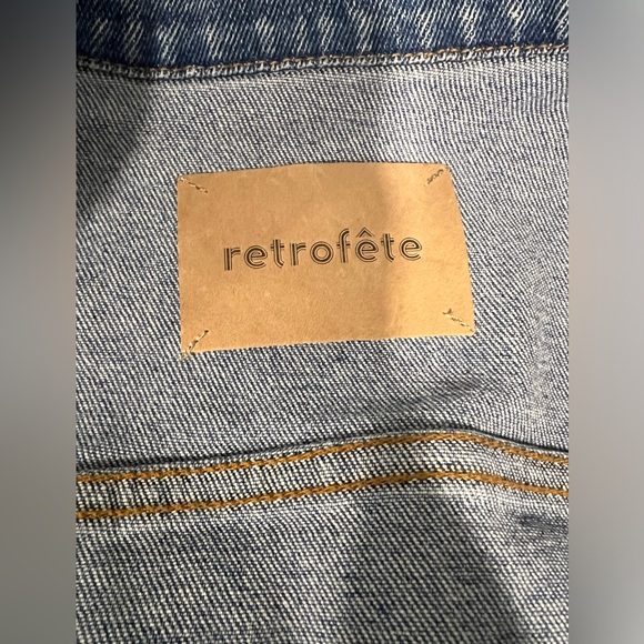 Retrofete Ada Denim Jacket features Puffed sleeves - Picture 8 of 8